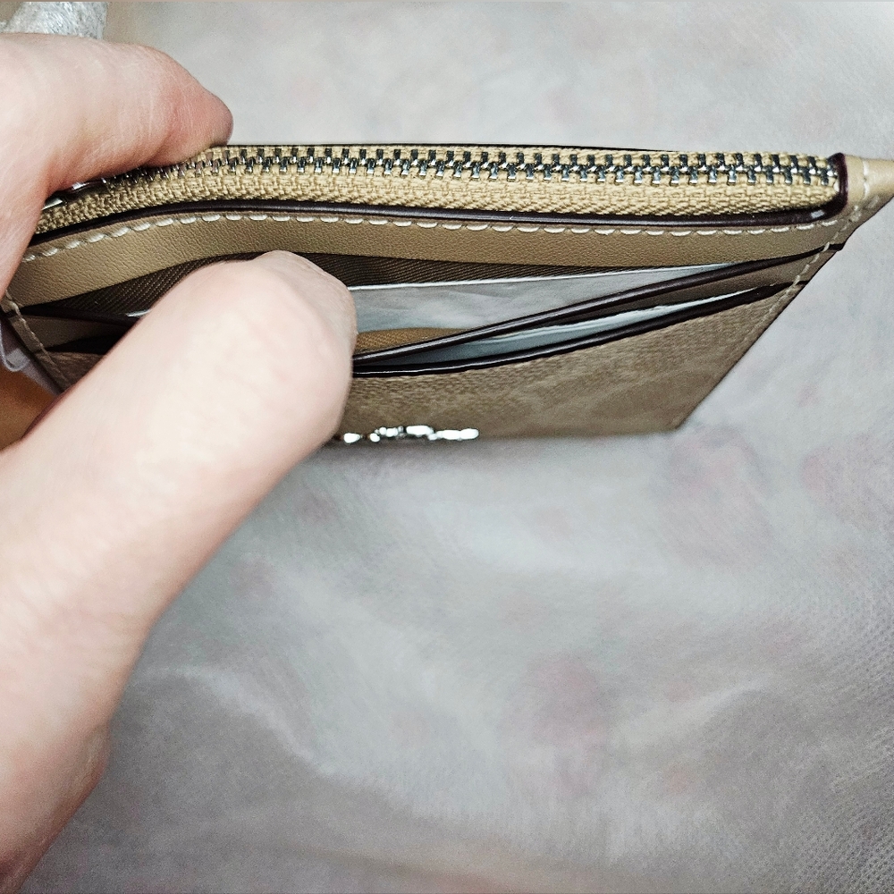 Coach Skinny ID Case Card Holder Signature Canvas - Picture 13 of 17